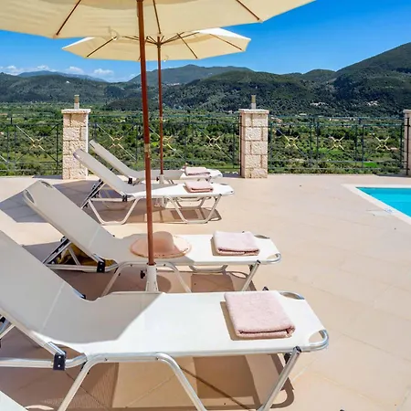 Thea Ponti Villa Pondi