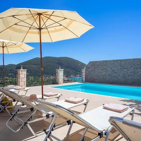 Thea Ponti Villa Pondi